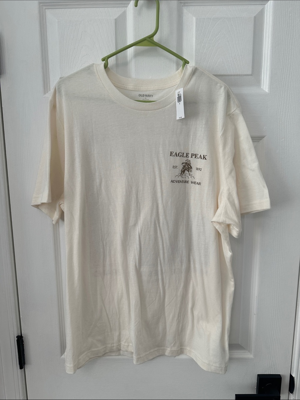 Old Navy Cream Eagle Peak Graphic Short-Sleeve Tee
